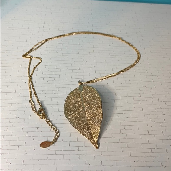 Bohemian Gold Plated Leaf Pendant Necklace - Picture 3 of 5
